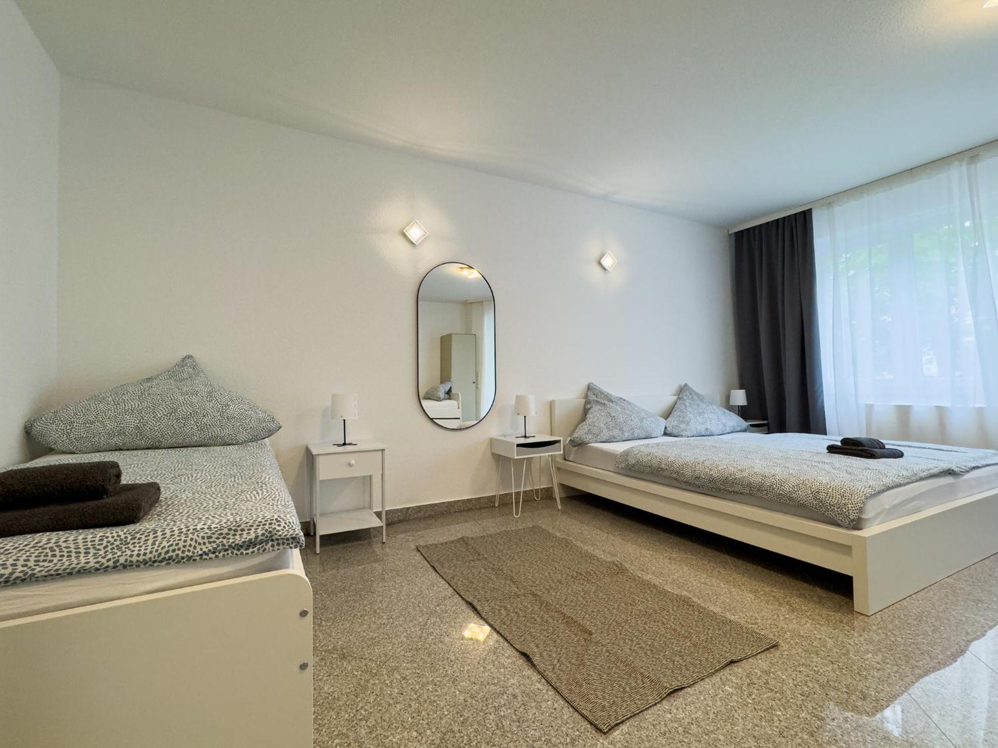 110Qm - 4 Zimmer - Privat Parkplatz - Zentral - Balkon - Mallibase Apartments Кассель Экстерьер фото